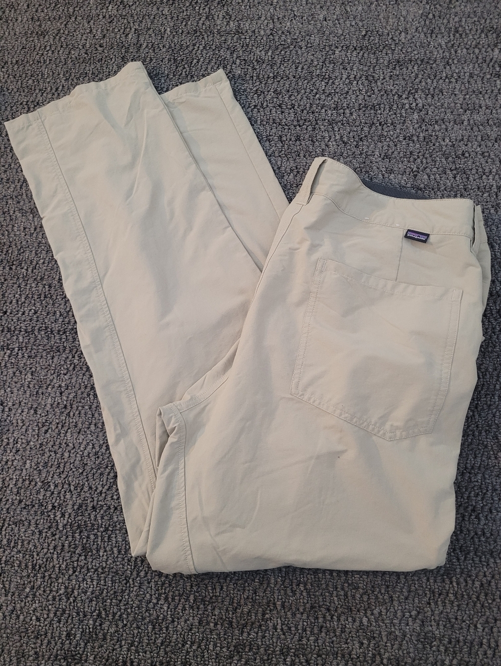 Pategonia Quandary Men's Khaki Hiking Pants Size 38 X 30